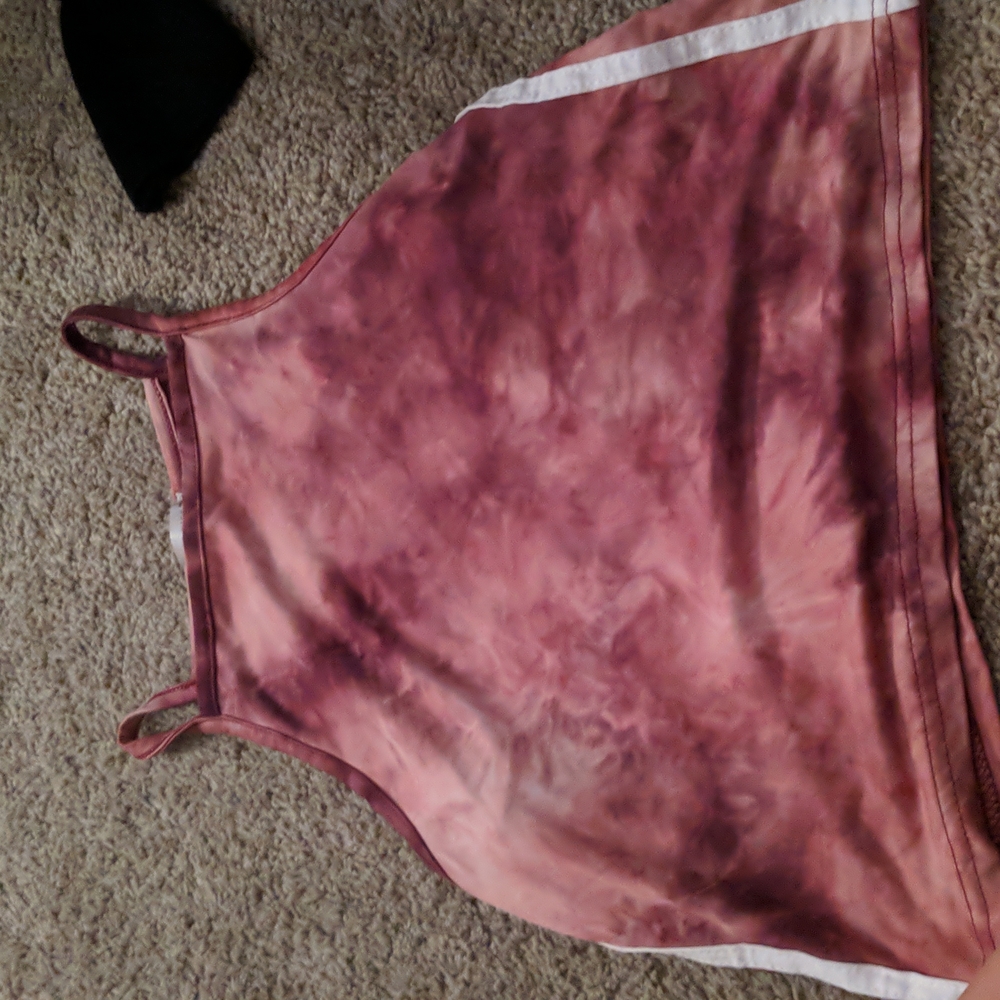 Tie die dark pink tank top